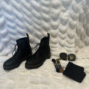 Dr. Martens Shriver Hi Platform Boots Black Leather Size 8 + Care Kit & Laces